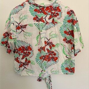 Levi's White Button-Down Crop Shirt with Red Floral & Green Leaf Print